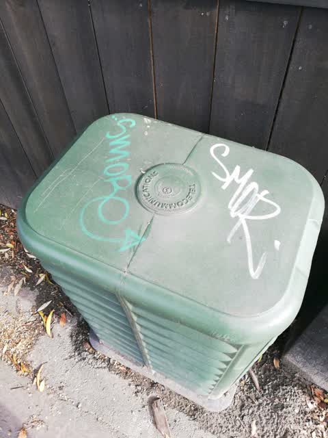 Graffiti — a report photo