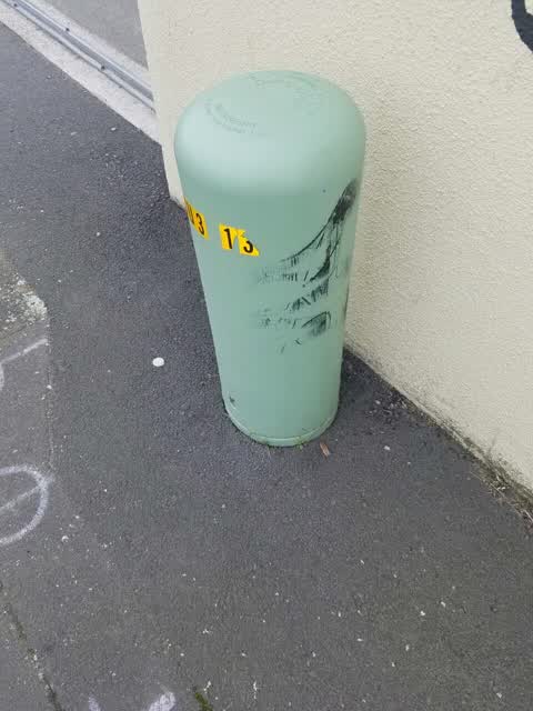 Graffiti, a report photo