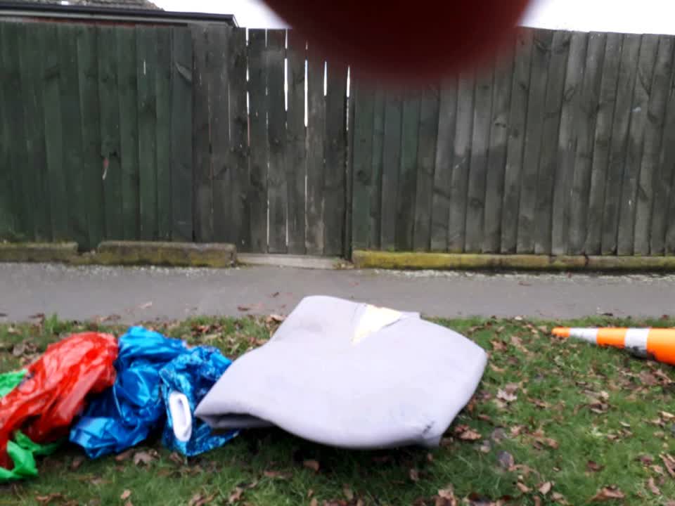 The photograph attached to this rubbish/recycling report