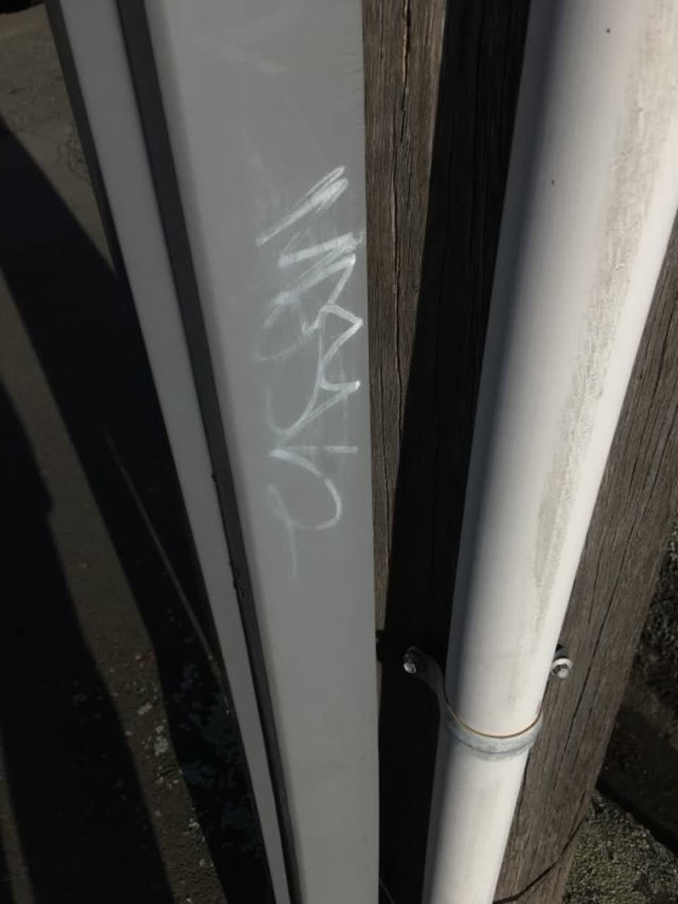 The photograph attached to this graffiti report