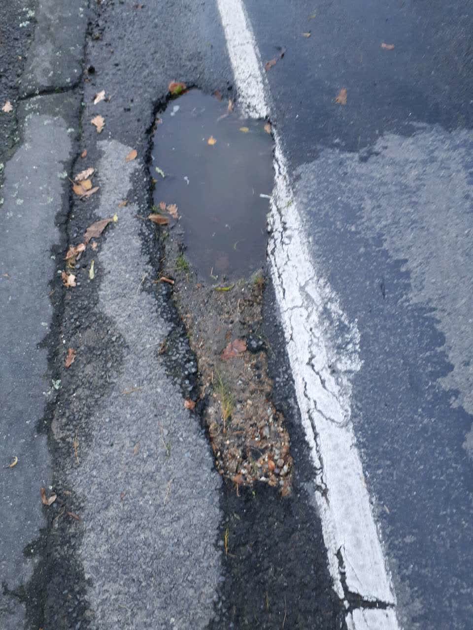 The photograph attached to this roading/streets report