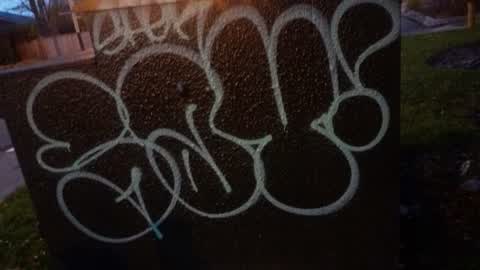 Graffiti, a report photo