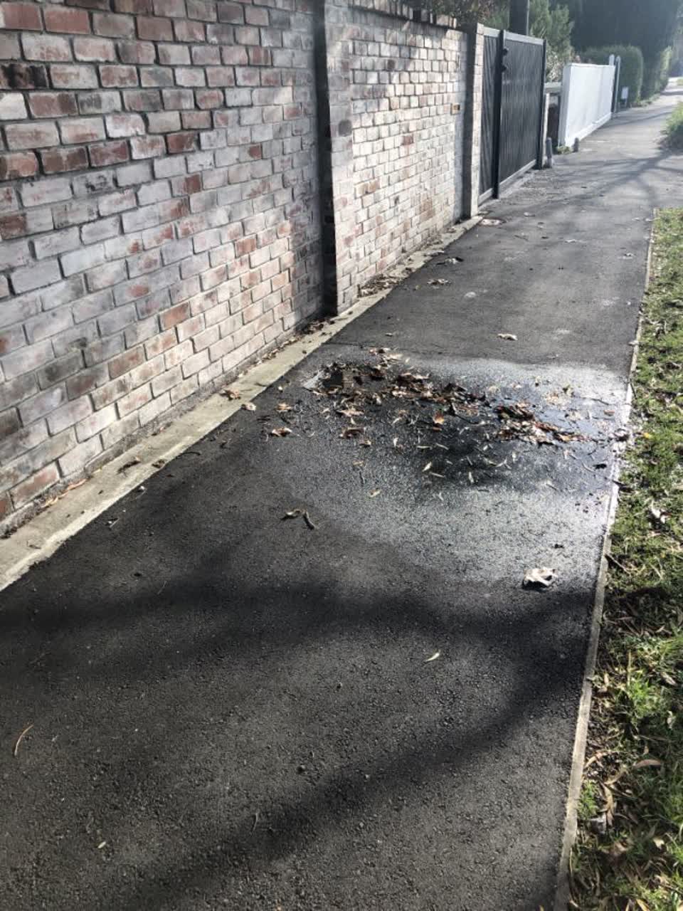 The photograph attached to this roading/streets report