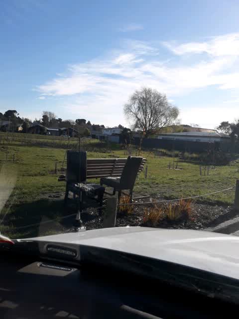 Rubbish/Recycling, a report photo