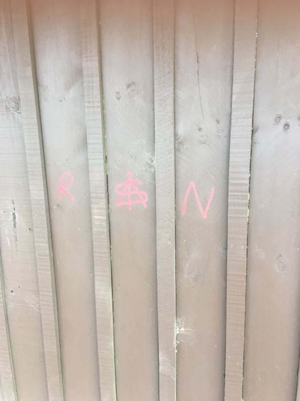 The photograph attached to this graffiti report