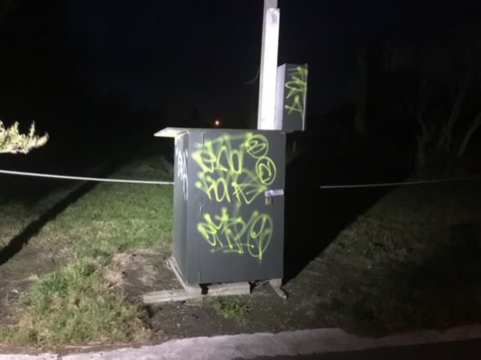 The photograph attached to this graffiti report