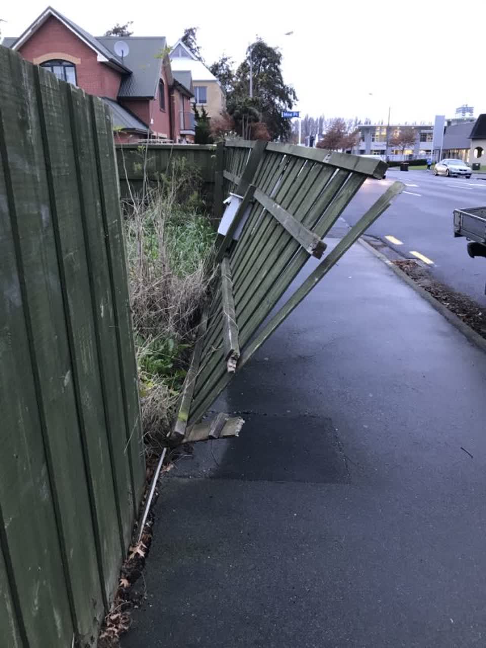 The photograph attached to this roading/streets report