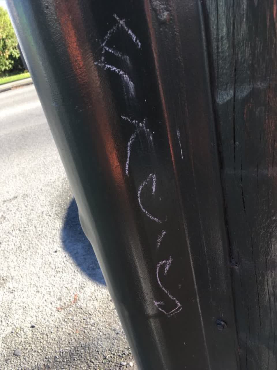The photograph attached to this graffiti report