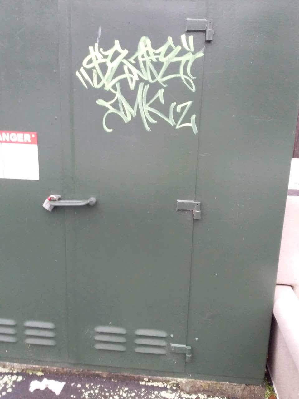 The photograph attached to this graffiti report