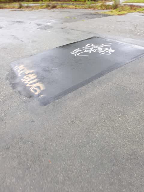 Graffiti, a report photo