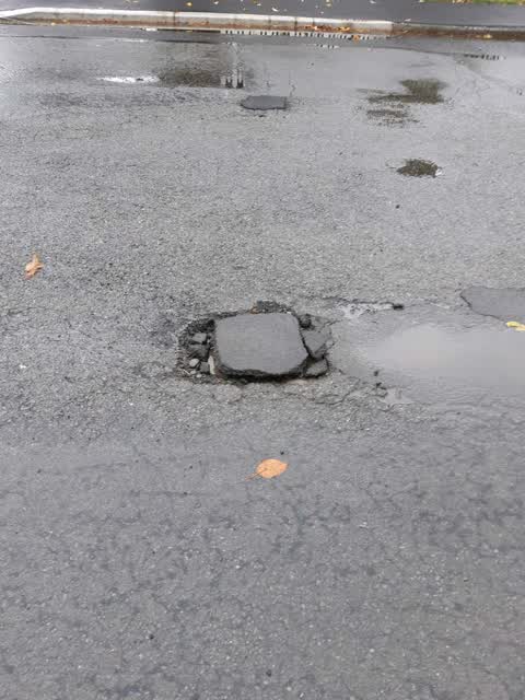 Roading/Streets, a report photo