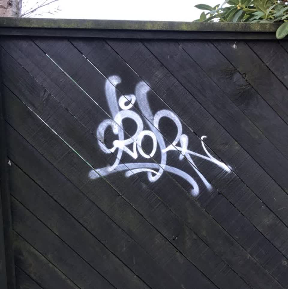 The photograph attached to this graffiti report