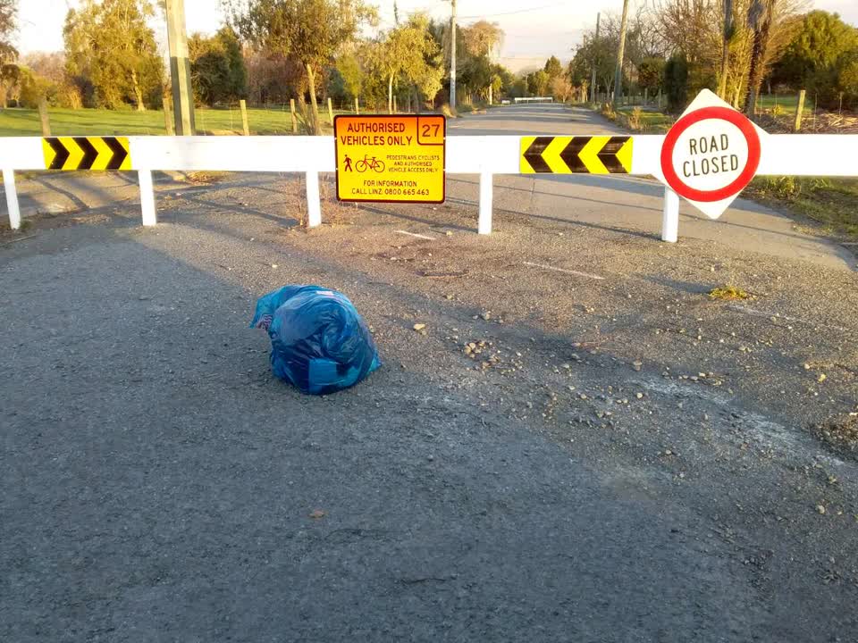 The photograph attached to this rubbish/recycling report