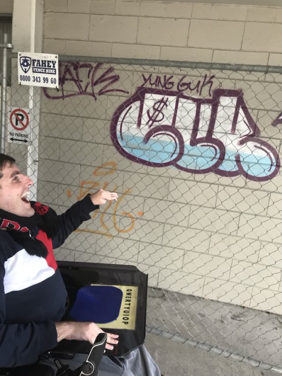 The photograph attached to this graffiti report