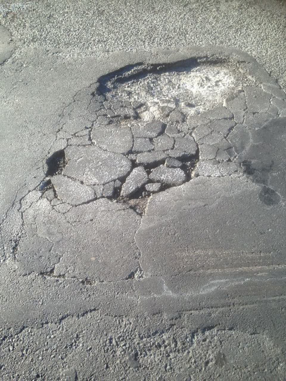 The photograph attached to this roading/streets report