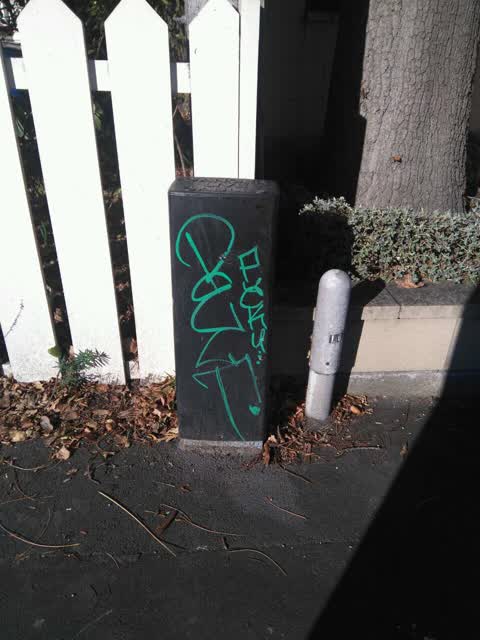 Graffiti, a report photo