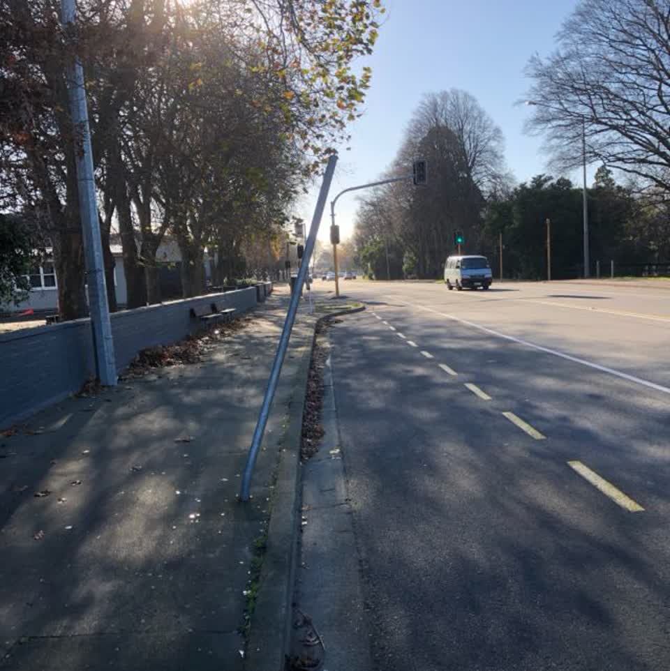 The photograph attached to this roading/streets report