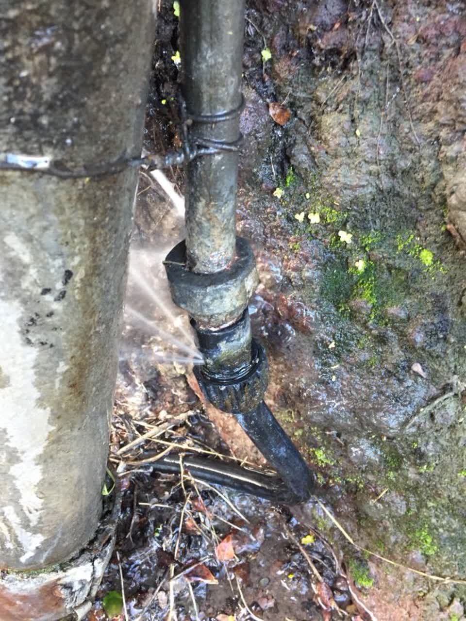 The photograph attached to this water supply report