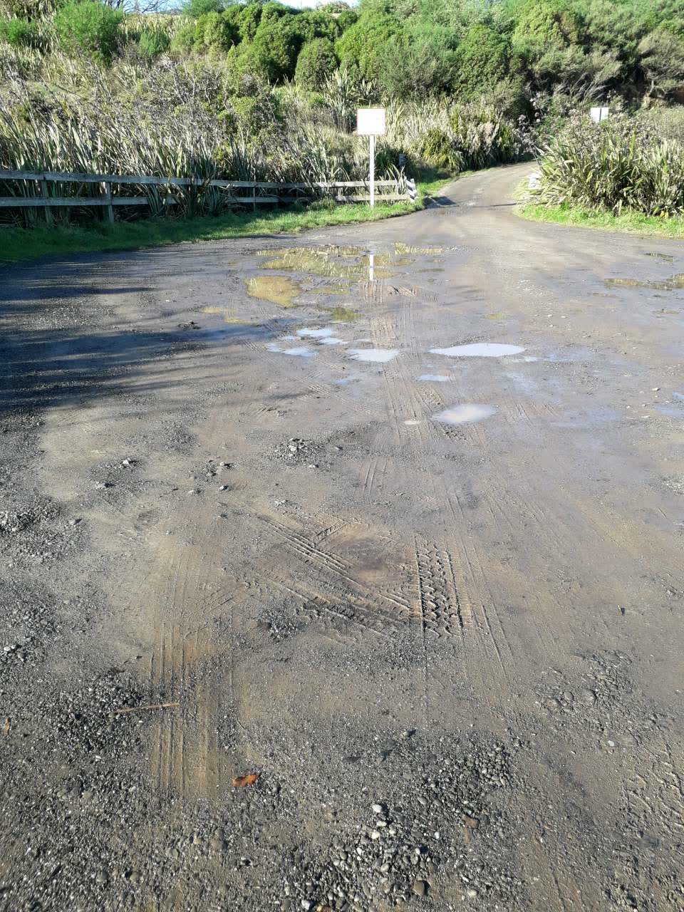 The photograph attached to this roading/streets report