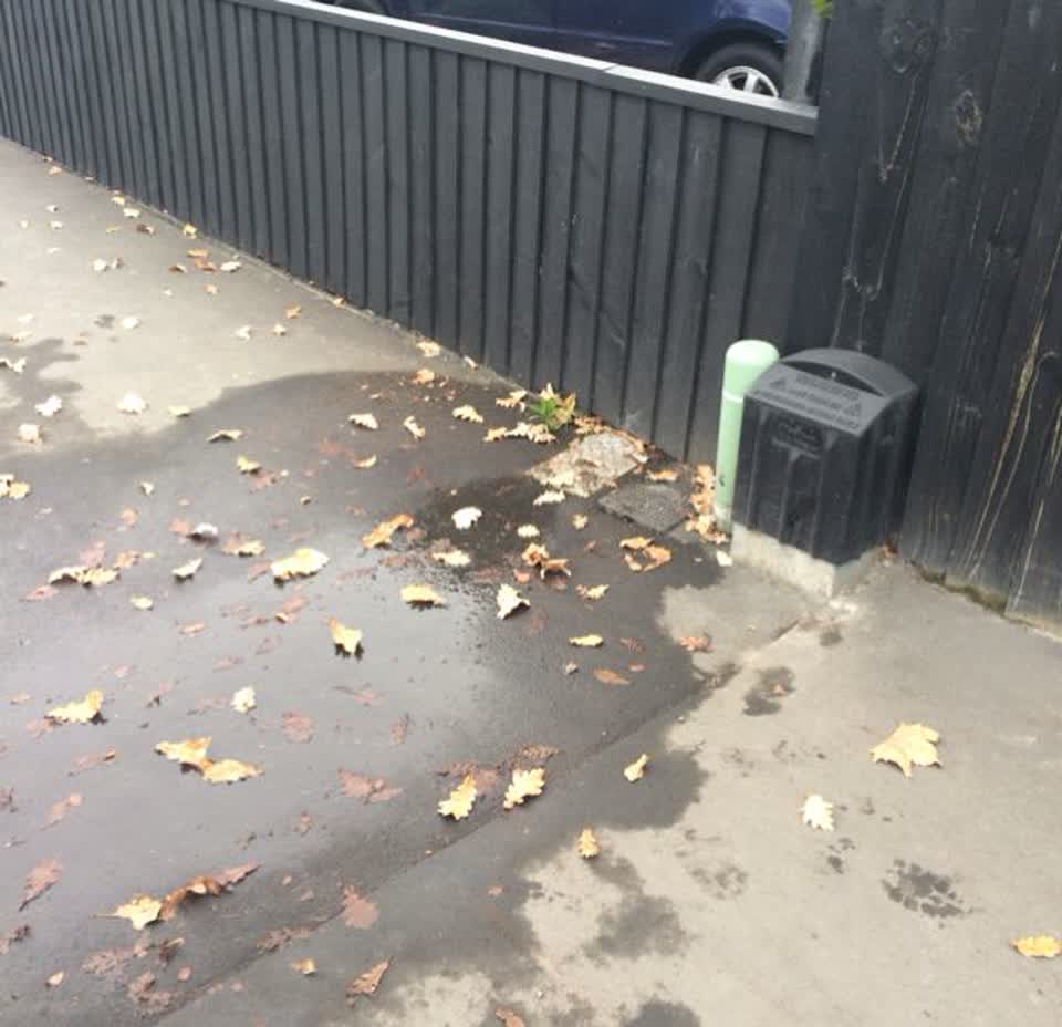 The photograph attached to this water supply report