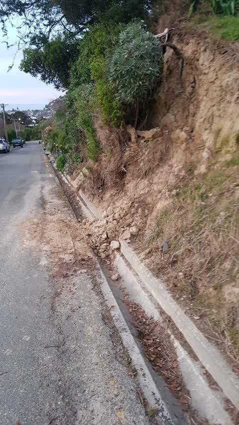 Roading/Streets, a report photo