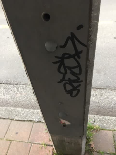 Graffiti, a report photo