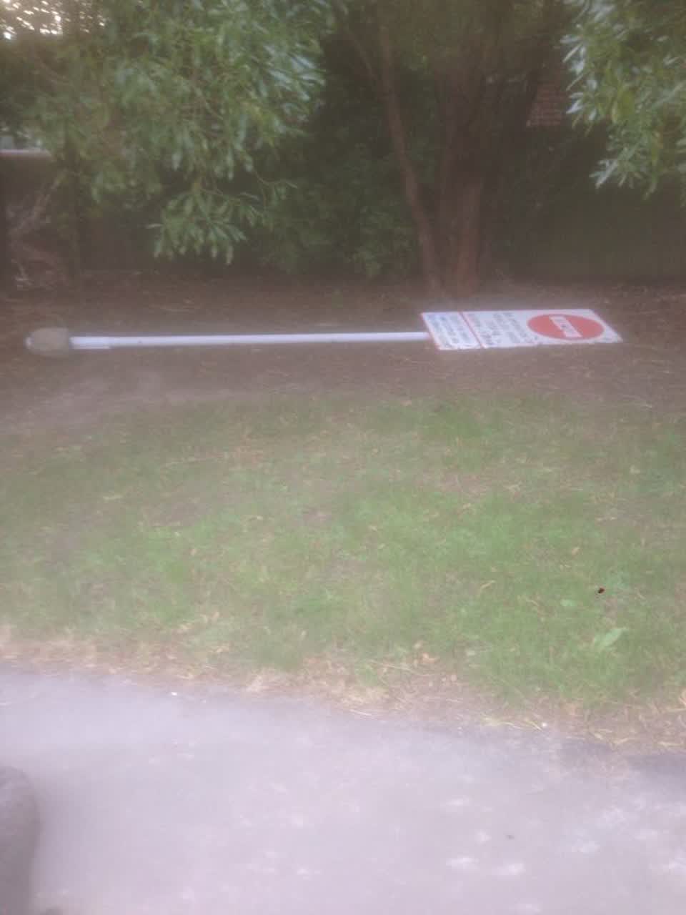 The photograph attached to this roading/streets report