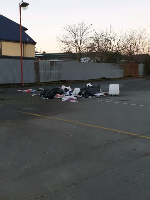 Rubbish/Recycling, a report photo