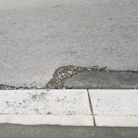 Roading/Streets, a report photo