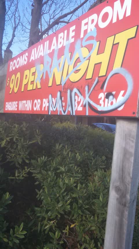 Graffiti, a report photo
