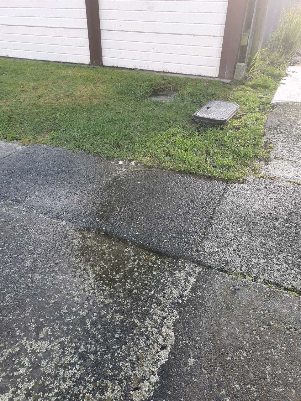The photograph attached to this water supply report