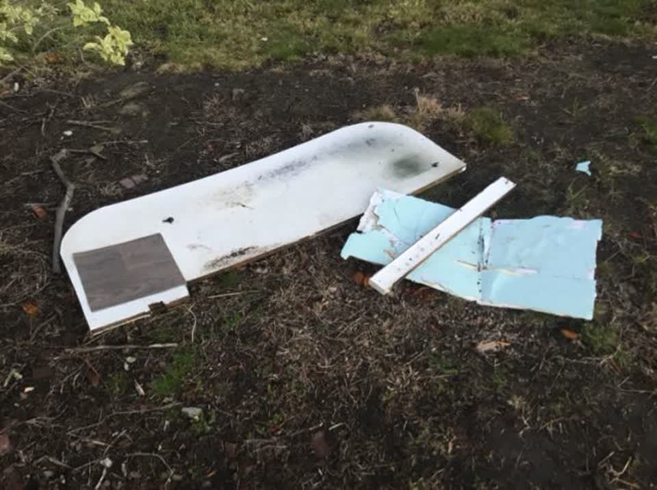 The photograph attached to this rubbish/recycling report