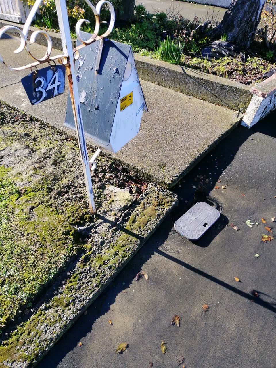 The photograph attached to this water supply report