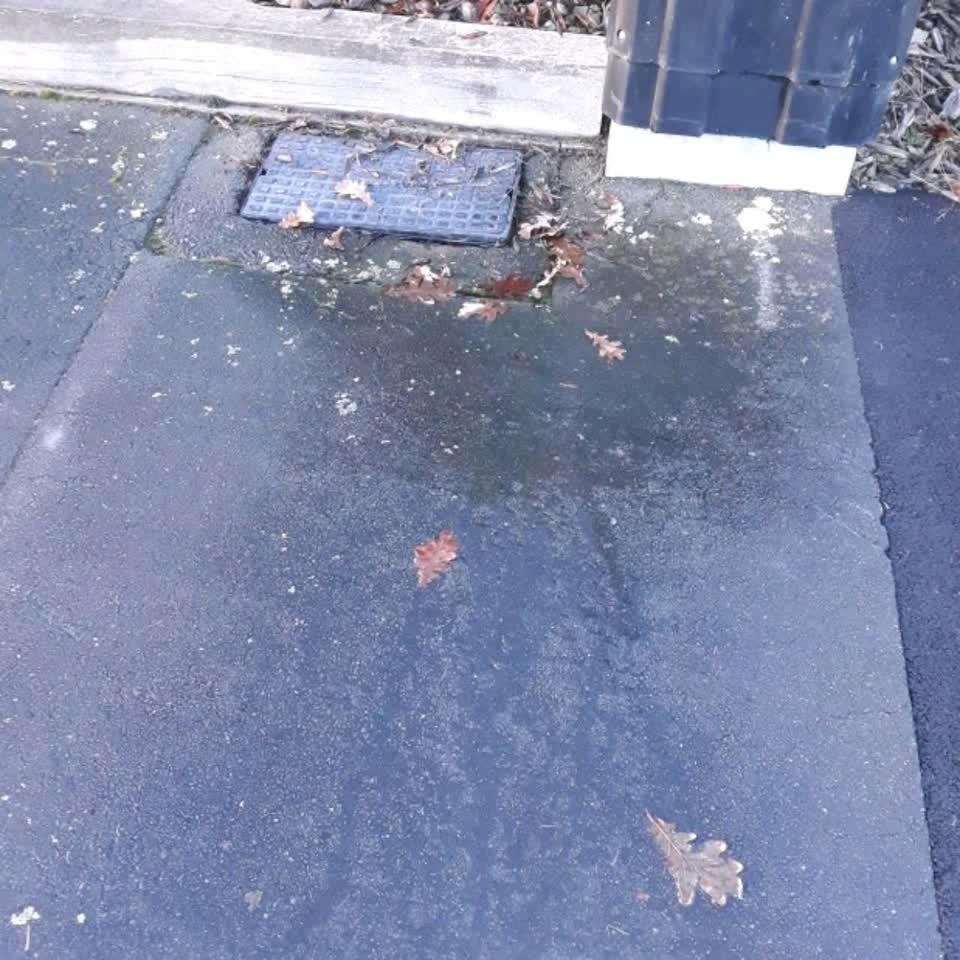 The photograph attached to this water supply report