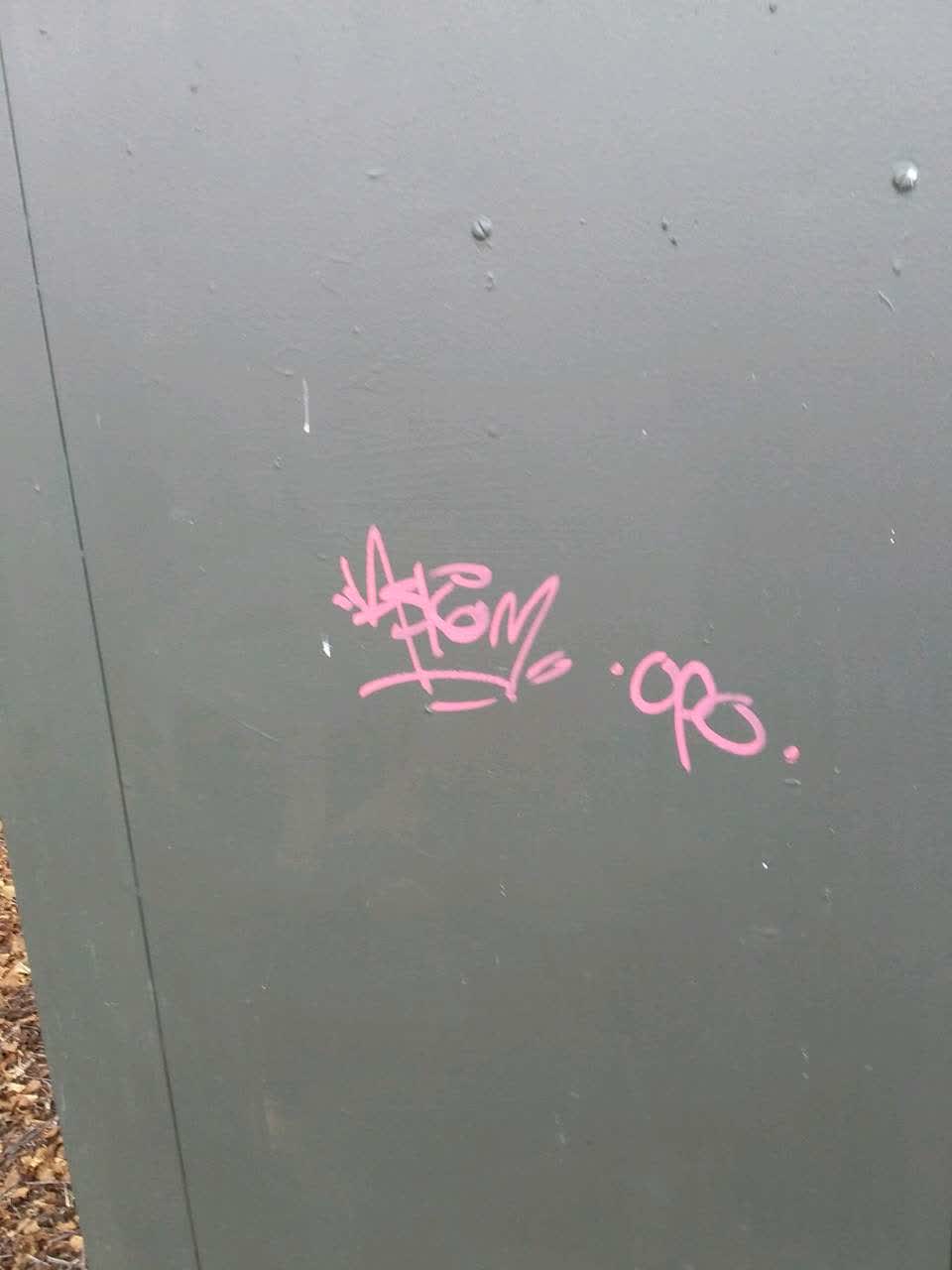 The photograph attached to this graffiti report