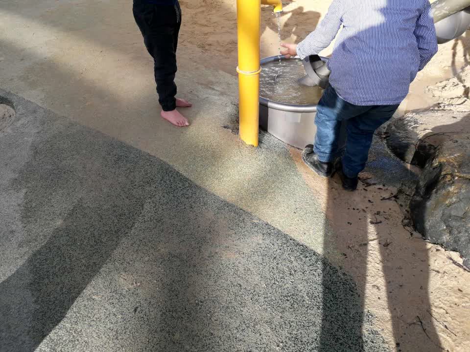 The photograph attached to this parks report