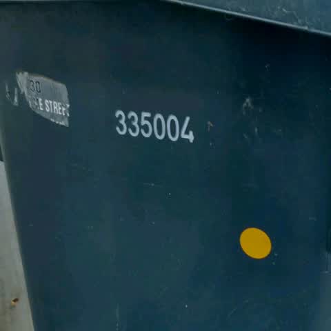 Rubbish/Recycling, a report photo