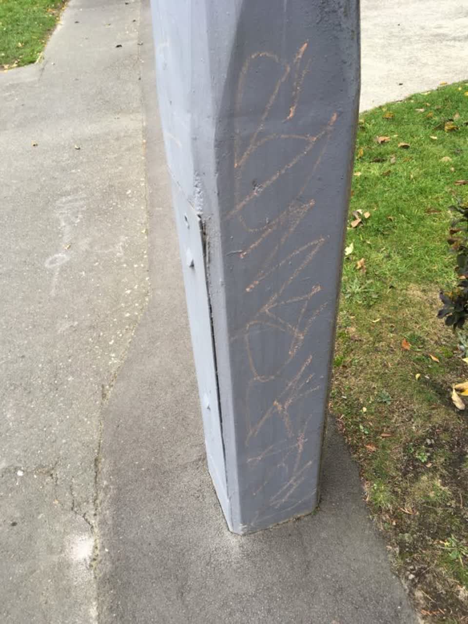 The photograph attached to this graffiti report