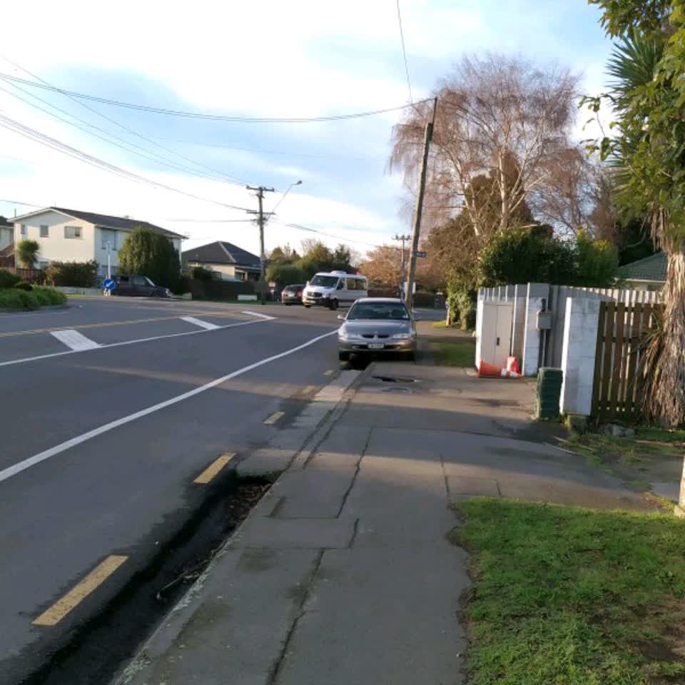 The photograph attached to this roading/streets report