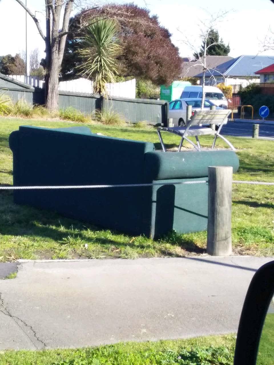 The photograph attached to this rubbish/recycling report