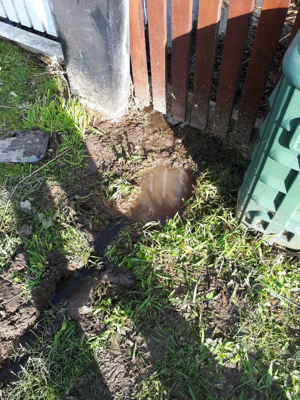 The photograph attached to this water supply report