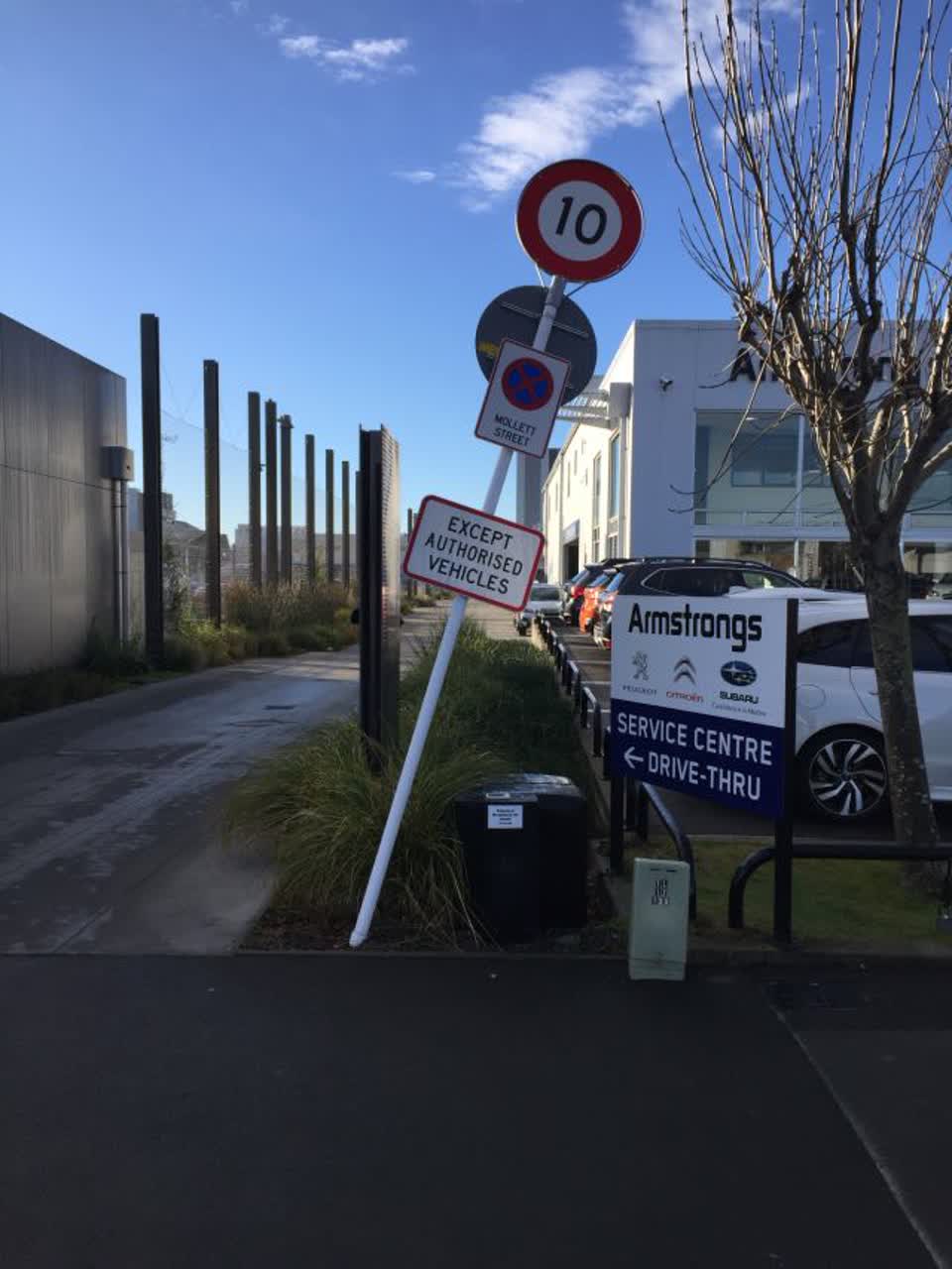 The photograph attached to this roading/streets report