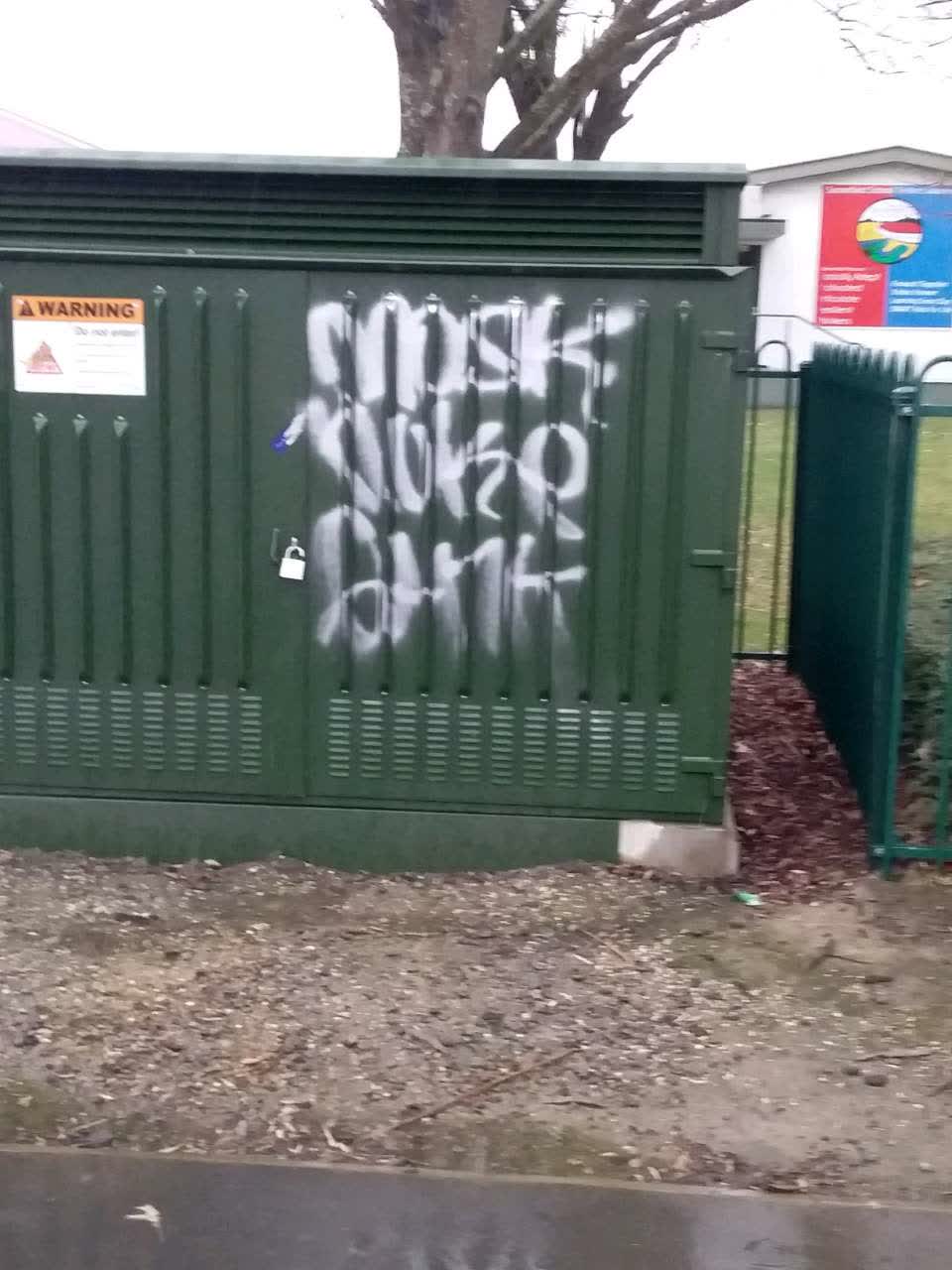 The photograph attached to this graffiti report