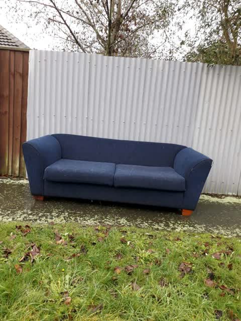 Rubbish/Recycling, a report photo