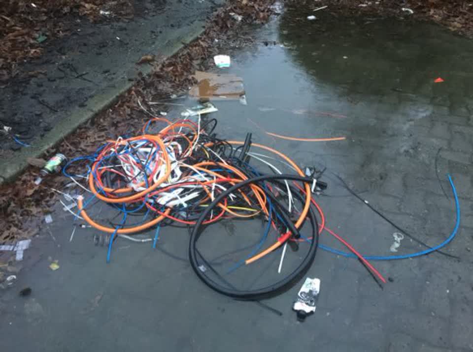 The photograph attached to this rubbish/recycling report