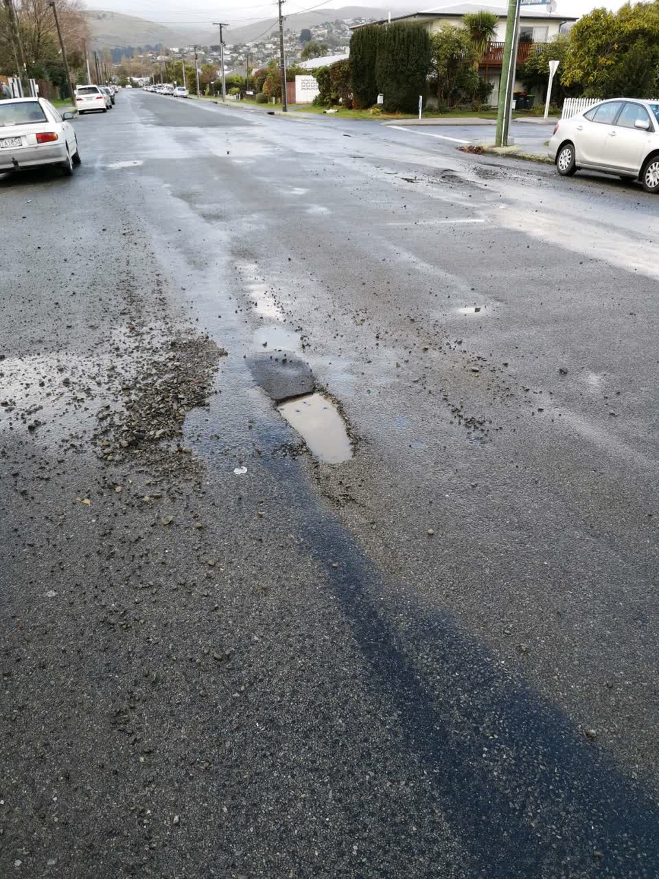The photograph attached to this roading/streets report