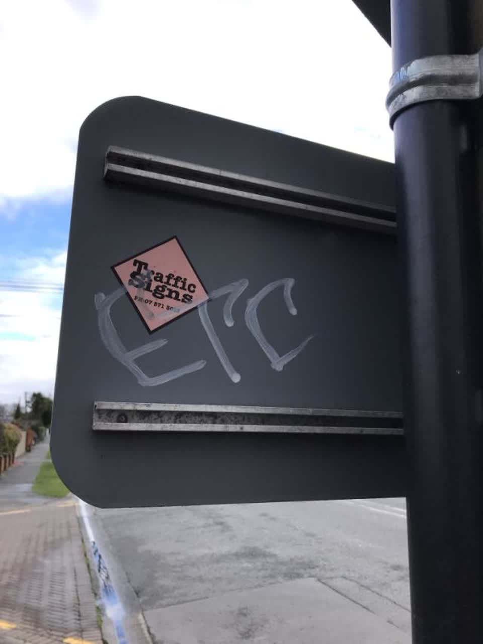 The photograph attached to this graffiti report