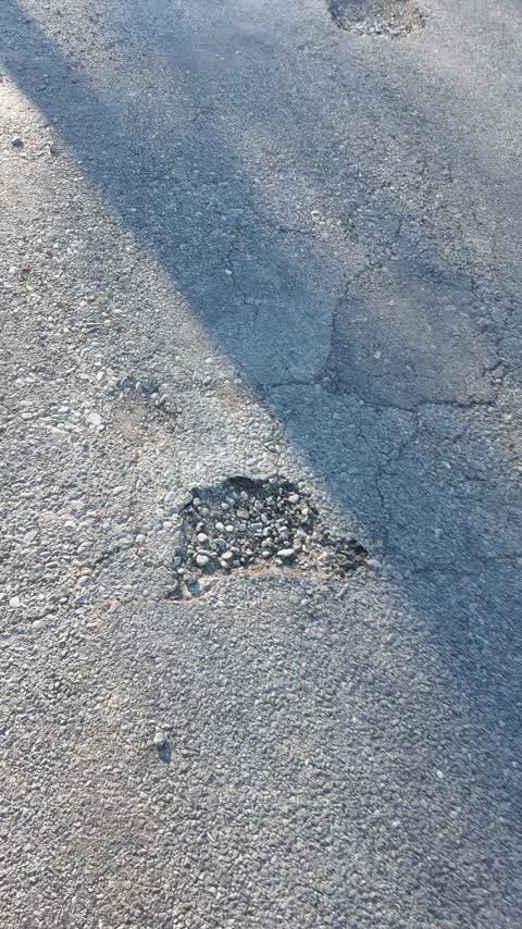 Roading/Streets, a report photo