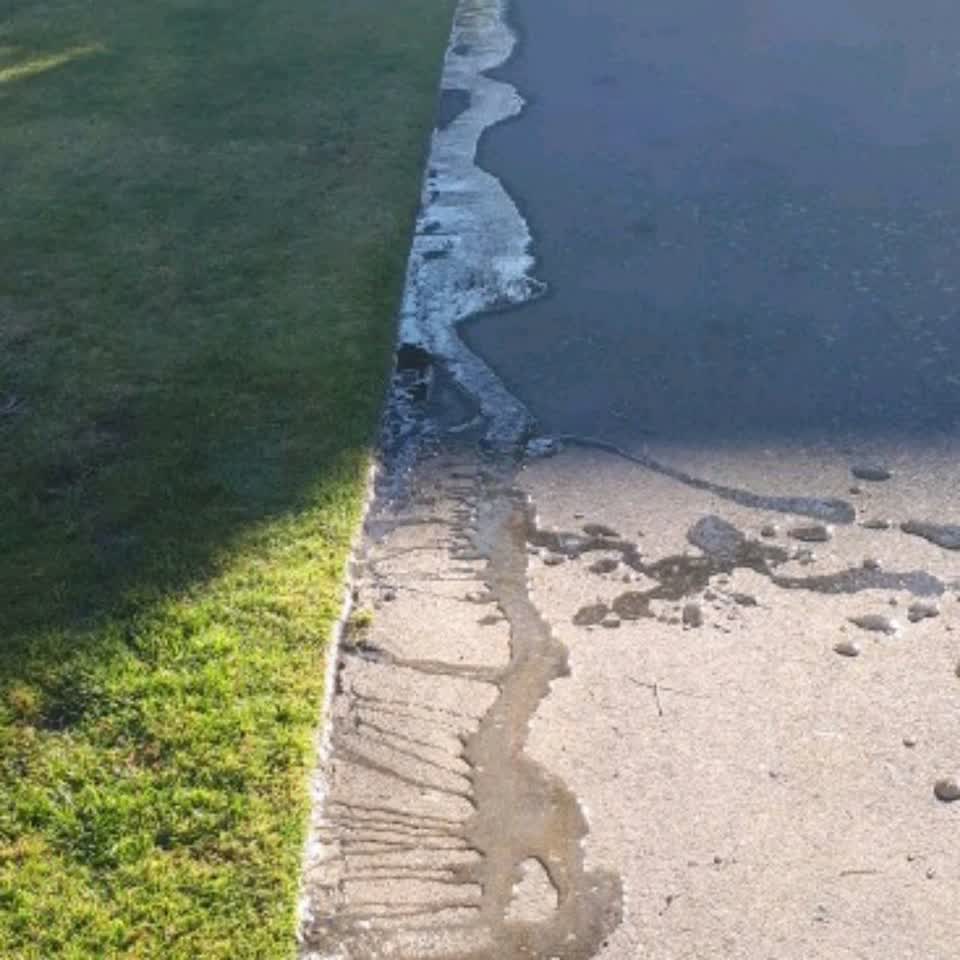 The photograph attached to this water supply report