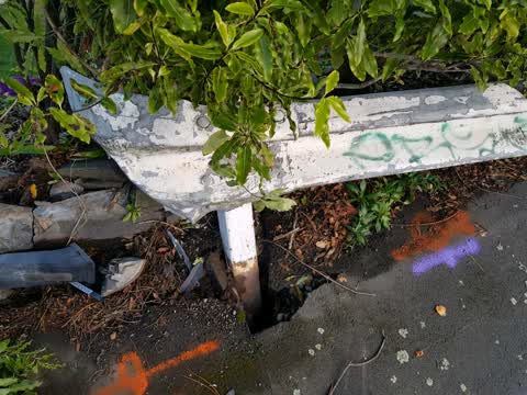 Roading/Streets, a report photo
